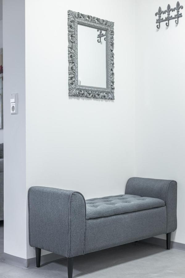 Exklusive Neubau-Ferienwohnung Mit Fernsicht คอนสตานซ์ ภายนอก รูปภาพ